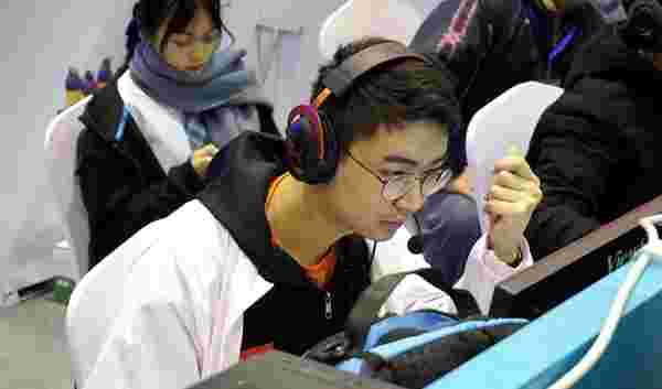 效化解了曼 效化解了曼