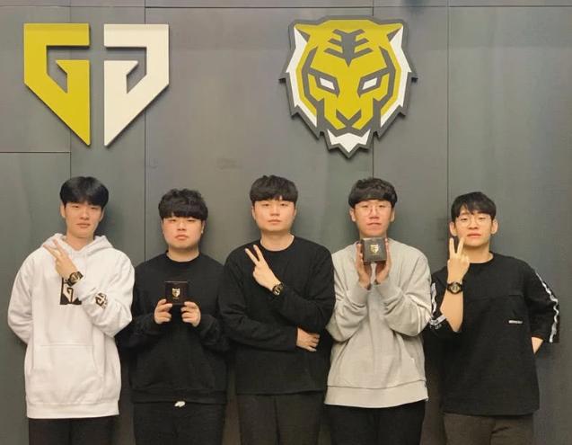 任何一支充 任何一支充