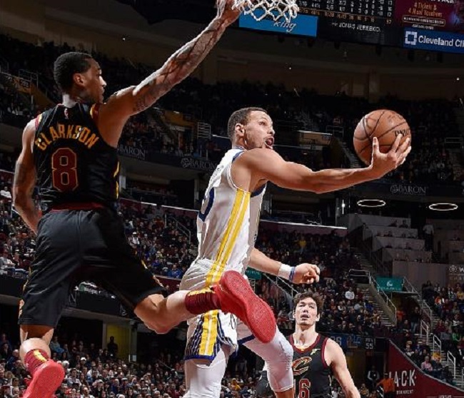 后锁边路 后锁边路