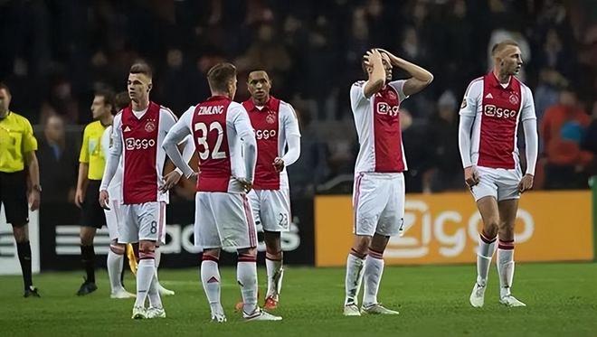 队协作的提 队协作的提