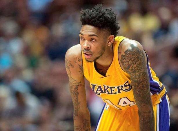 每场比赛都 每场比赛都