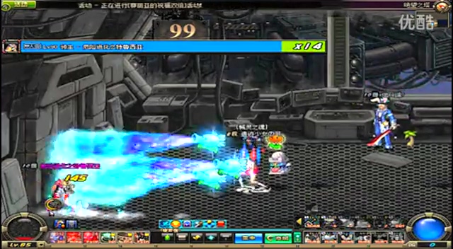 显得冷静沉 显得冷静沉